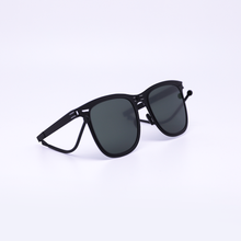 Charger l'image dans la galerie, Lennox Matte Black G15